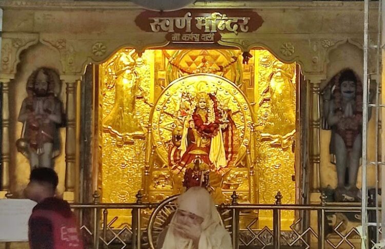 Bhopal ki 'Curfew Wali' Mata ki kahani suni kya? Yahan Navratri mein khoob lagti hai bheed