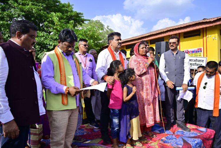 बीजिंग से बस्तर’ कार्यक्रम ने खोली माओवाद की ‘खूनी किताब’, गृहमंत्री ने कहा- ‘बंदूक की नली से सरकार नहीं बनती!’