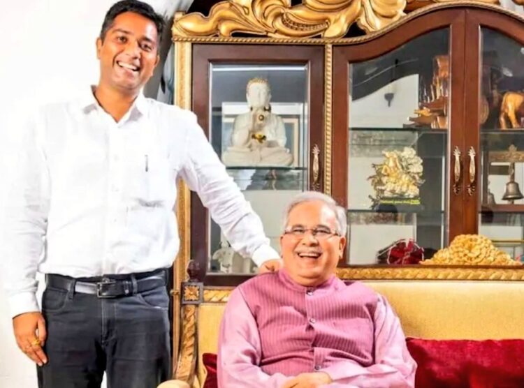 ये वो 2 मामले जिसमें चैतन्य बघेल आ पाए है बाहर? जुलाई में किए गए थे गिरफ्तार, जानिए क्या है पूर्व सीएम के बेटे पर आरोप