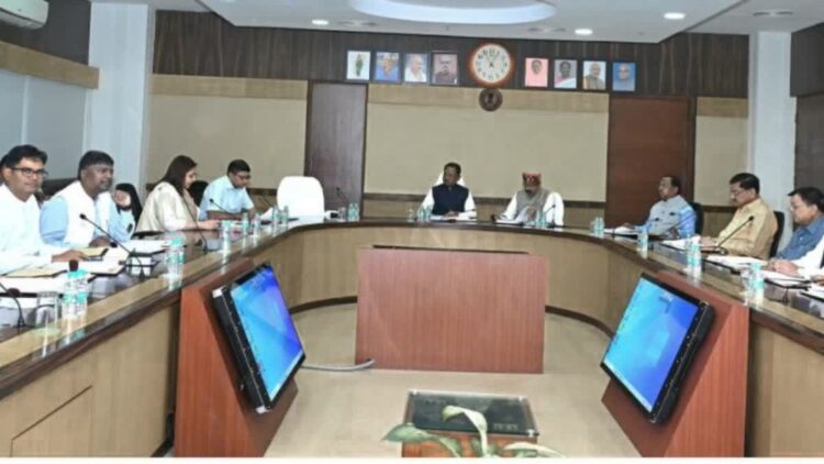 छत्तीसगढ़ कैबिनेट के बड़े फैसले: नई आबकारी नीति को मंजूरी, नवा रायपुर में खुलेगा नामी ‘नरसी मोंजी’ संस्थान