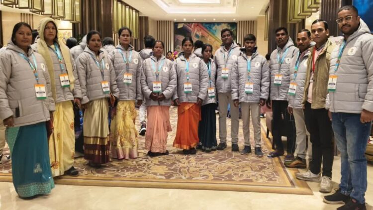 दंतेवाड़ा की ‘लखपति दीदियों’ का दिल्ली में जलवा: कर्तव्य पथ पर बनीं विशिष्ट अतिथि, 77वें गणतंत्र दिवस पर छत्तीसगढ़ का मान बढ़ाया