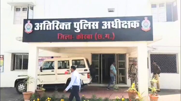 बेटी ने अपने ही पिता को उतारा मौत के घाट: नींद में सो रहे पिता पर हंसिया से किया वार, चरित्र पर शंका और पारिवारिक कलह बनी वजह