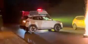 सूरजपुर: बीच सड़क पर केक काटना और पटाखे फोड़ना पड़ा भारी, 6 युवकों के खिलाफ FIR दर्ज