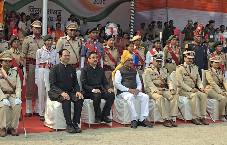 गणतंत्र दिवस 2026: बिलासपुर में बरसी विकास की फुहार, CM साय बोले- “बस्तर से डर खत्म हो रहा, अब वहां पर्यटक लौट रहे हैं”