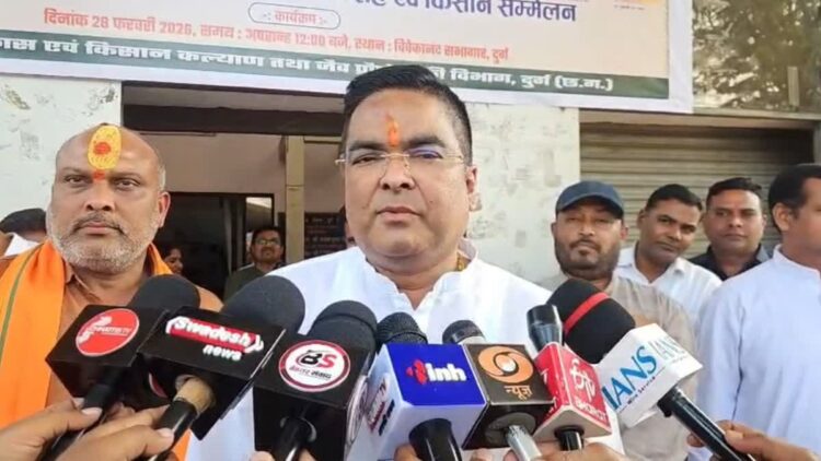 होली पर हुड़दंगियों की खैर नहीं: वैशाली नगर विधायक रिकेश सेन का बड़ा दांव- “गुंडों को पकड़वाओ और ले जाओ 21 हजार का इनाम”