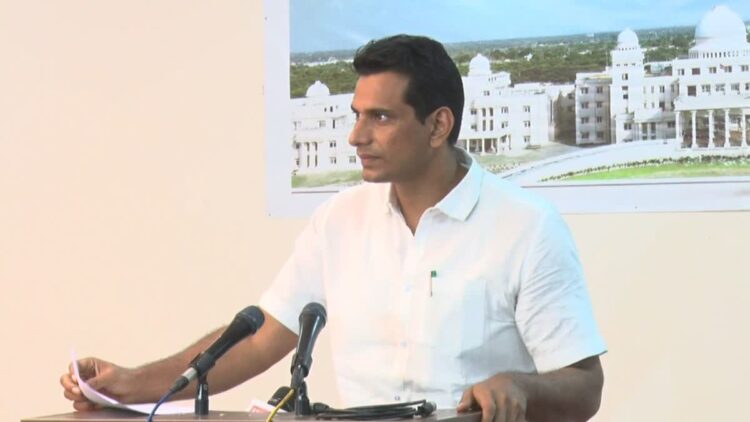 विधानसभा में ‘जंगल’ पर जंग: कांग्रेस का आरोप- “उद्योगपतियों के लिए पेड़ों की बलि दे रही सरकार”; मंत्री बोले- बेबुनियाद हैं बातें